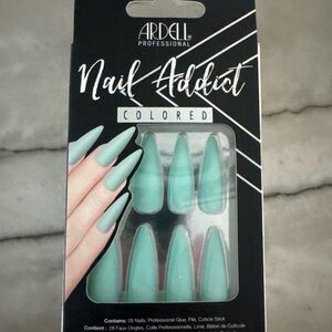 Ardell Professional Blue Lagoon Nails
